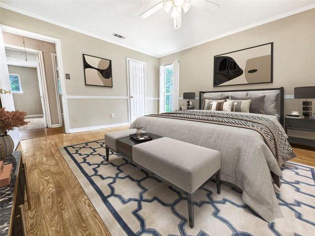 723 Pas Trail, Houston, TX 77336