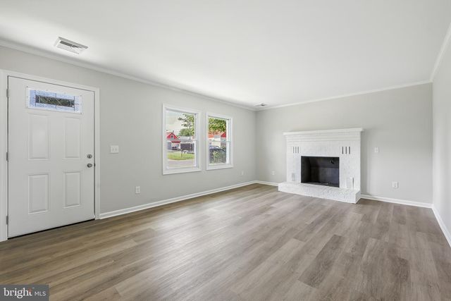607 1/2 HAZELDELL AVE, New Castle, DE 19720