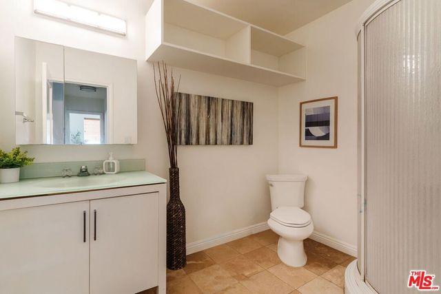 2060 High Tower Drive, Los Angeles, CA 90068