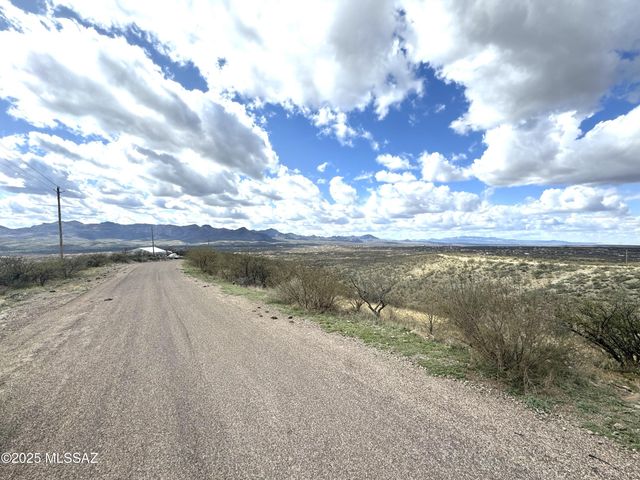 1735 Ruta Caravela, Rio Rico, AZ 85648