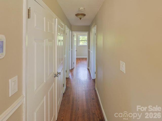 40 Oakley Road, Asheville, NC 28803