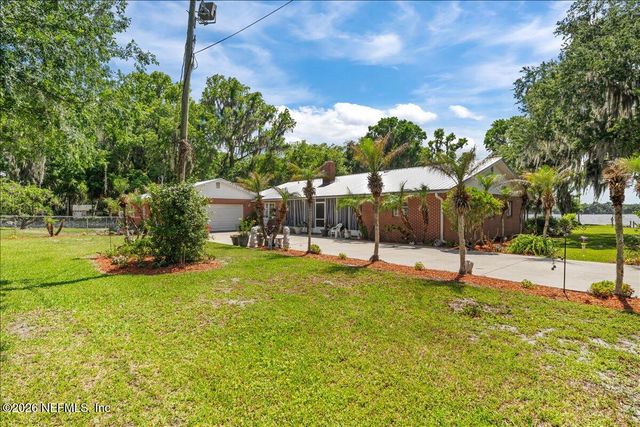 117 ST JOHNS FISHING LODGE Road, Crescent City, FL 32112