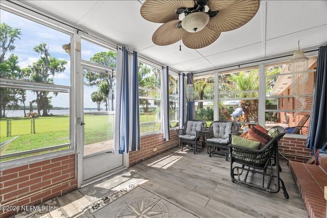 117 ST JOHNS FISHING LODGE Road, Crescent City, FL 32112