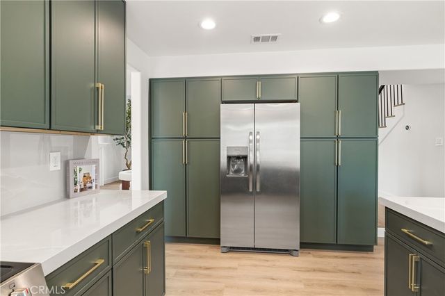 5204 Ambridge, Calabasas, CA 91301