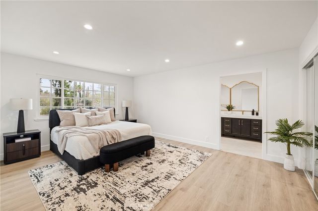 5204 Ambridge, Calabasas, CA 91301