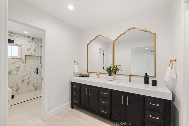 5204 Ambridge, Calabasas, CA 91301