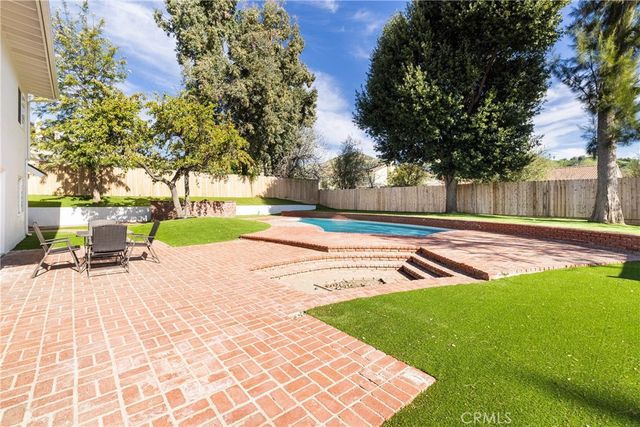 5204 Ambridge, Calabasas, CA 91301