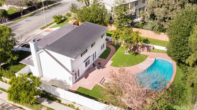 5204 Ambridge, Calabasas, CA 91301