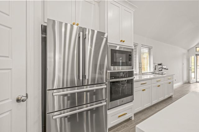 10524 Oates Branch Lane, Fort Worth, TX 76126