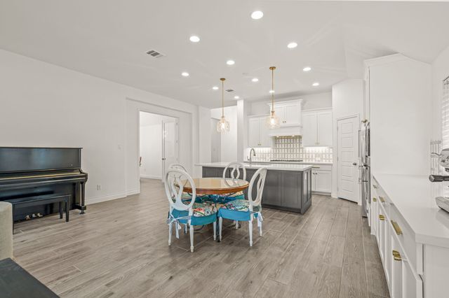 10524 Oates Branch Lane, Fort Worth, TX 76126