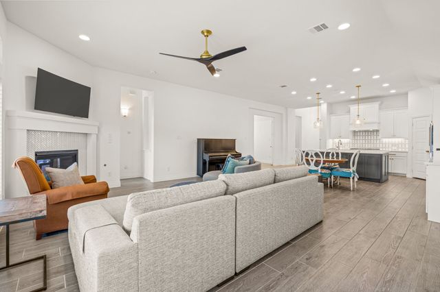 10524 Oates Branch Lane, Fort Worth, TX 76126