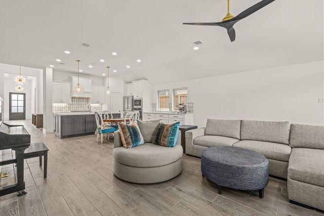 10524 Oates Branch Lane, Fort Worth, TX 76126