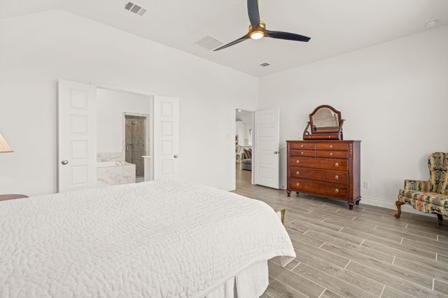 10524 Oates Branch Lane, Fort Worth, TX 76126