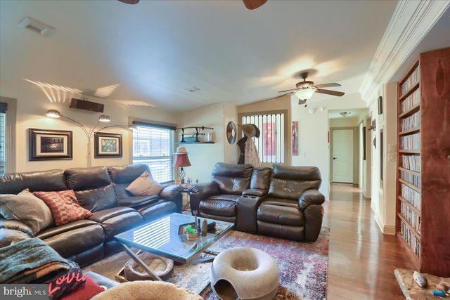 62 S LANDVALE ST, York Haven, PA 17370