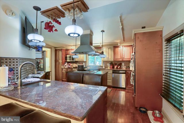 62 S LANDVALE ST, York Haven, PA 17370