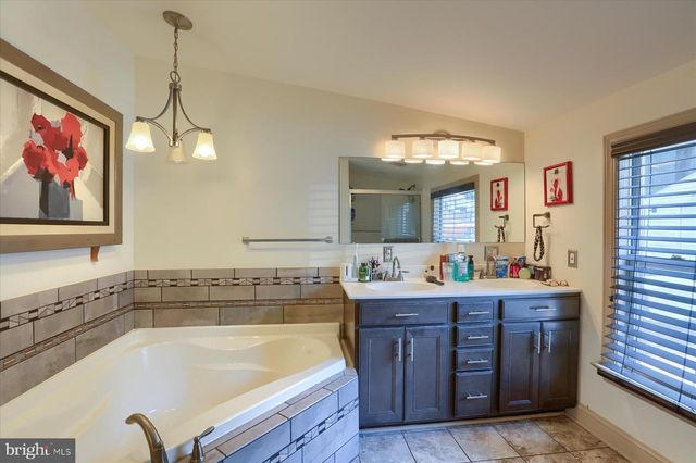 62 S LANDVALE ST, York Haven, PA 17370