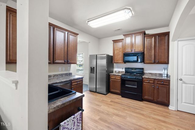 2518 Shepherd Valley Street, Raleigh, NC 27610