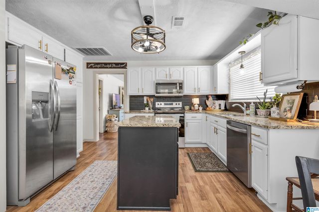 315 COUNTY ROAD 530, Verbena, AL 36091