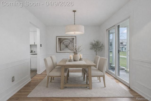 100 W Hickory Grove Road A2, Bloomfield Hills, MI 48304