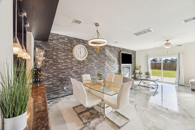 15203 Albert Oak Drive, Humble, TX 77396