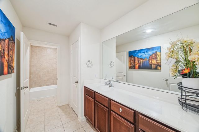 15203 Albert Oak Drive, Humble, TX 77396