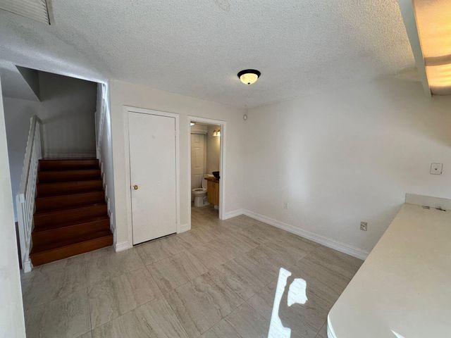 5718 57th Way, West Palm Beach, FL 33409
