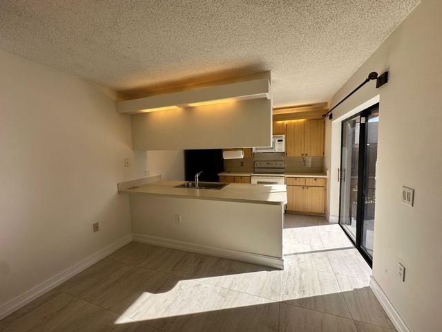 5718 57th Way, West Palm Beach, FL 33409