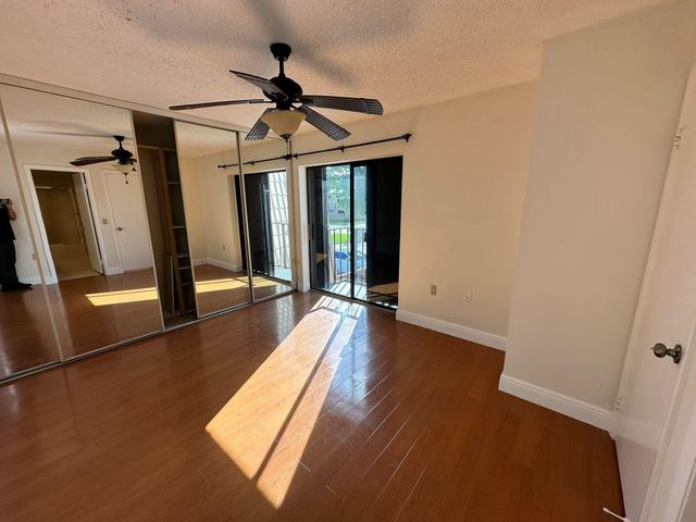 5718 57th Way, West Palm Beach, FL 33409
