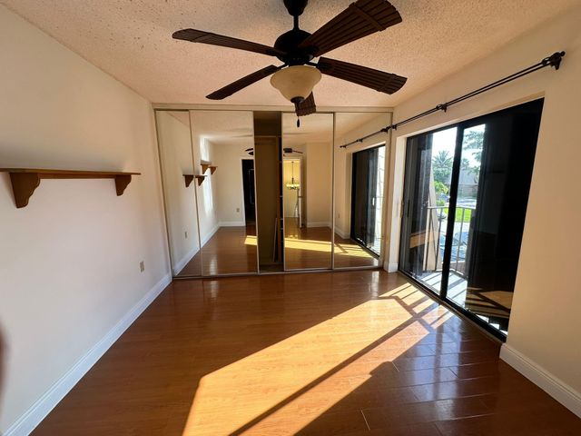 5718 57th Way, West Palm Beach, FL 33409