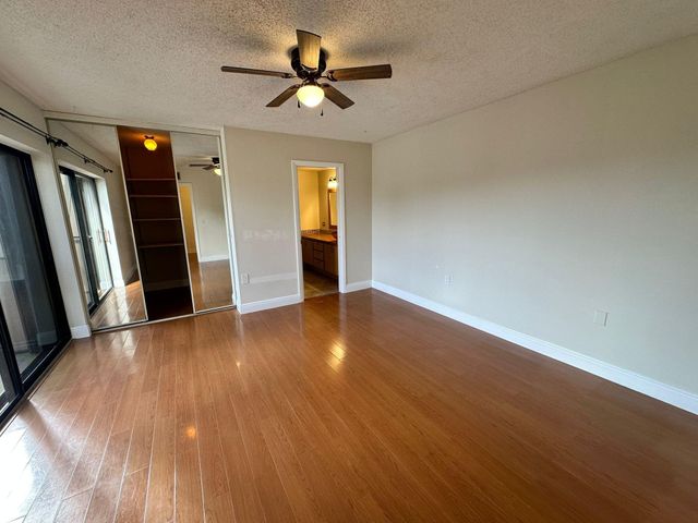 5718 57th Way, West Palm Beach, FL 33409