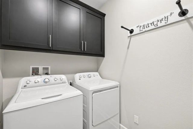 1118 Delpy View, Vista, CA 92084