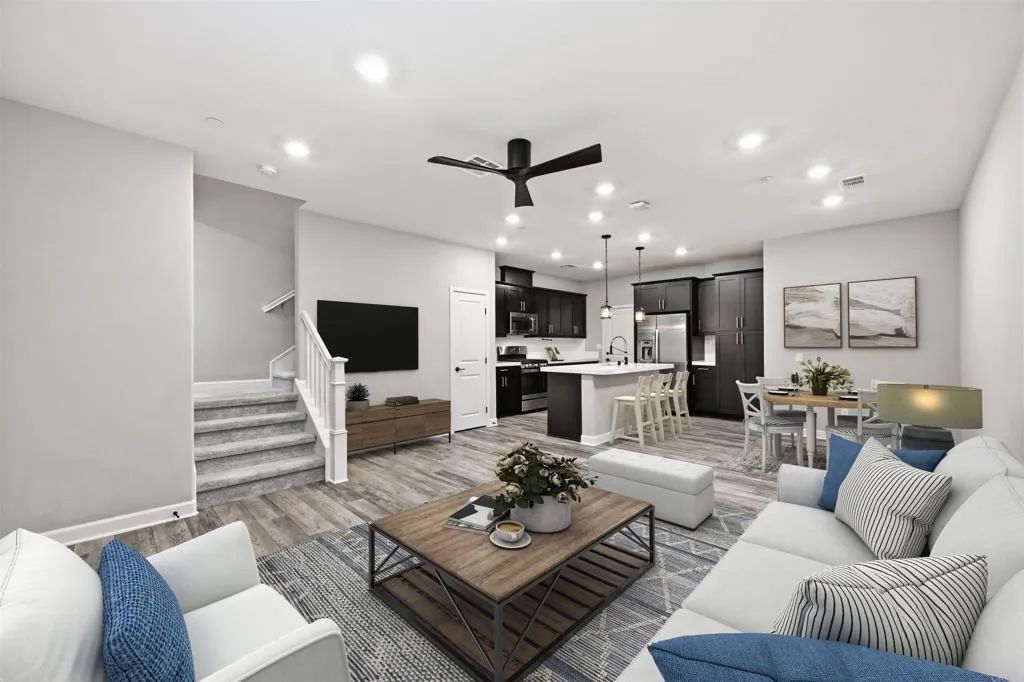 1118 Delpy View, Vista, CA 92084