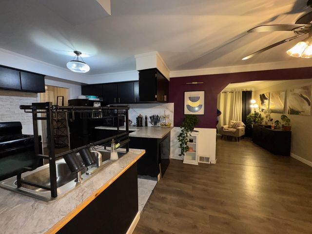 23752 Stewart Avenue, Warren, MI 48089