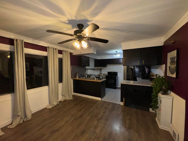 23752 Stewart Avenue, Warren, MI 48089