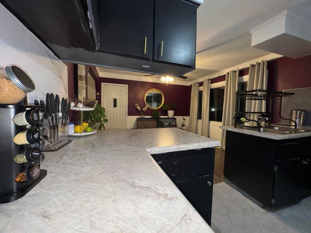 23752 Stewart Avenue, Warren, MI 48089