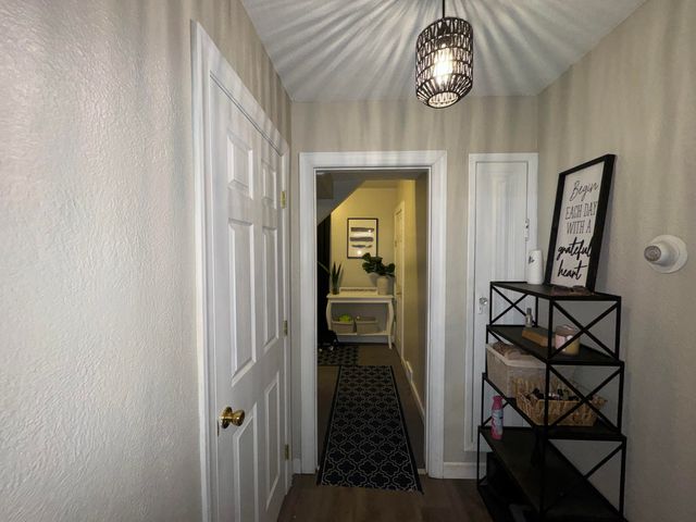 23752 Stewart Avenue, Warren, MI 48089