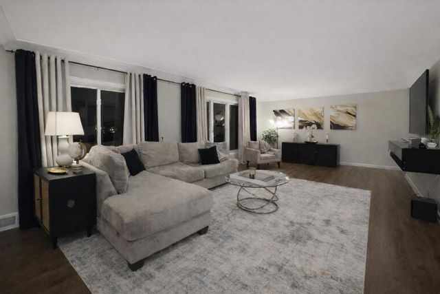 23752 Stewart Avenue, Warren, MI 48089