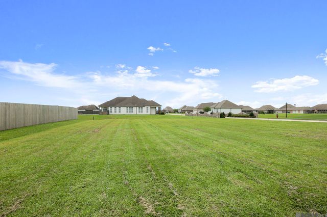 106 Sternfels Court, Thibodaux, LA 70301