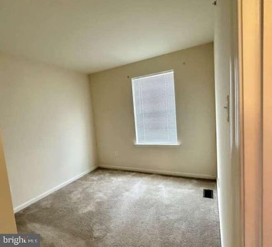 145 MERCER CT, Fairless Hills, PA 19030