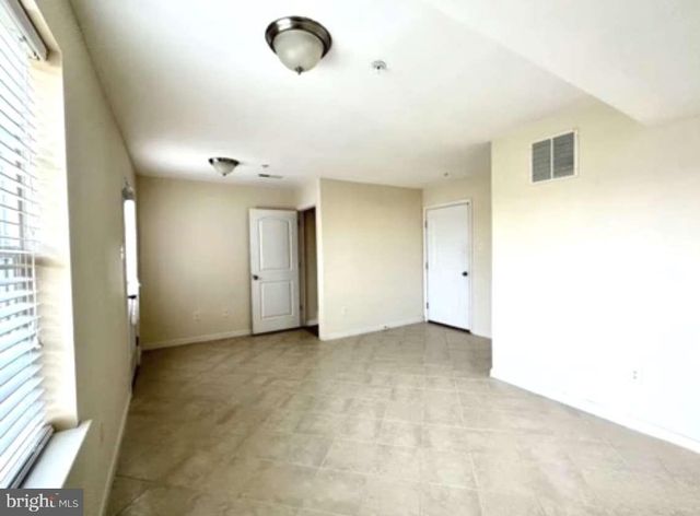 145 MERCER CT, Fairless Hills, PA 19030