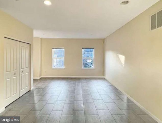 145 MERCER CT, Fairless Hills, PA 19030