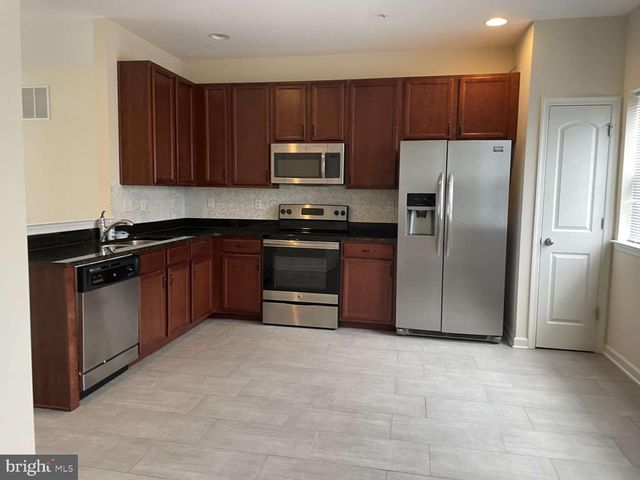 145 MERCER CT, Fairless Hills, PA 19030