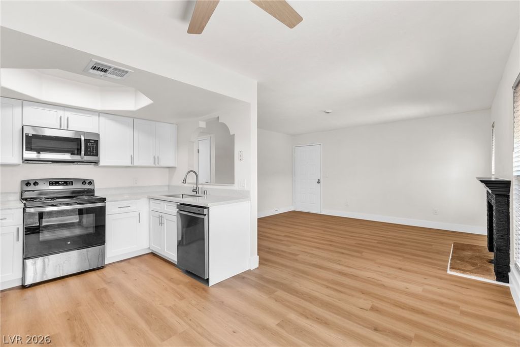 4706 Obannon Drive B, Las Vegas, NV 89102 — photo 4