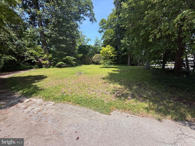 108 STRATFORD AVE, Aldan, PA 19018