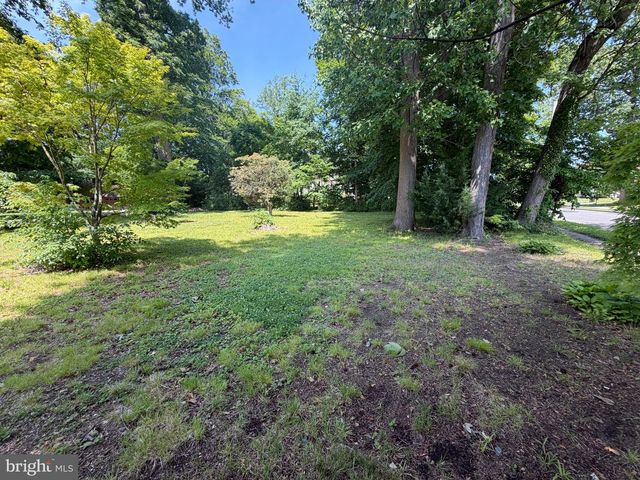 108 STRATFORD AVE, Aldan, PA 19018
