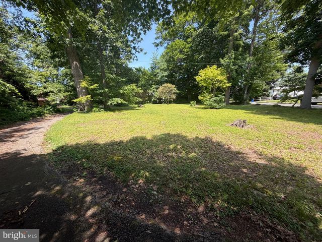 108 STRATFORD AVE, Aldan, PA 19018