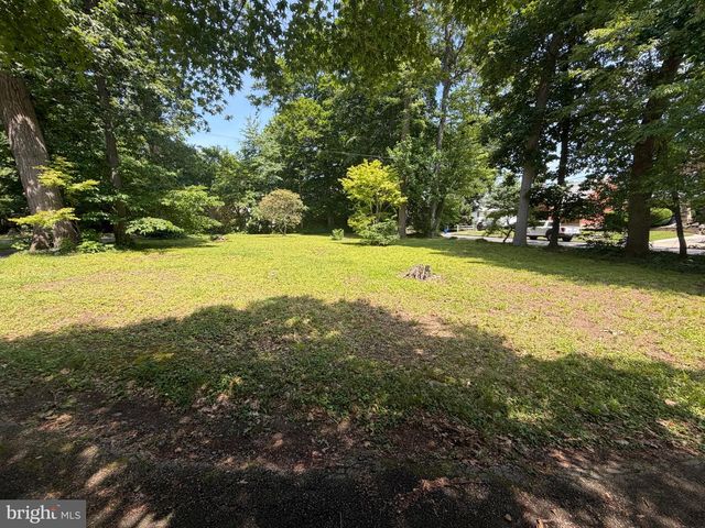 108 STRATFORD AVE, Aldan, PA 19018