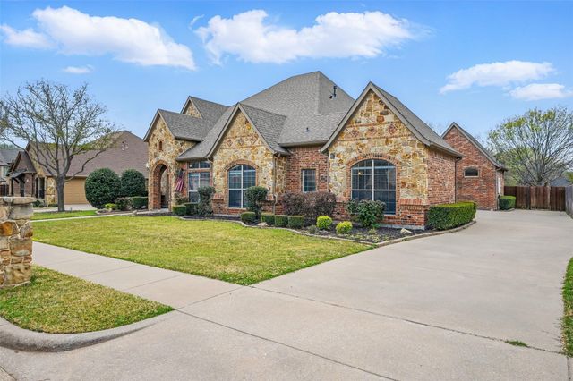 104 Short Putt Drive, Waxahachie, TX 75165