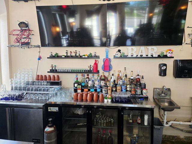 401 Northwood Road, West Palm Beach, FL 33407