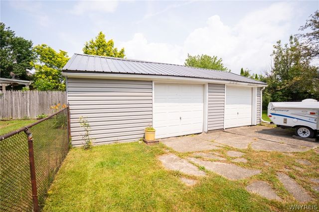 30 Modern Avenue, Lackawanna, NY 14218